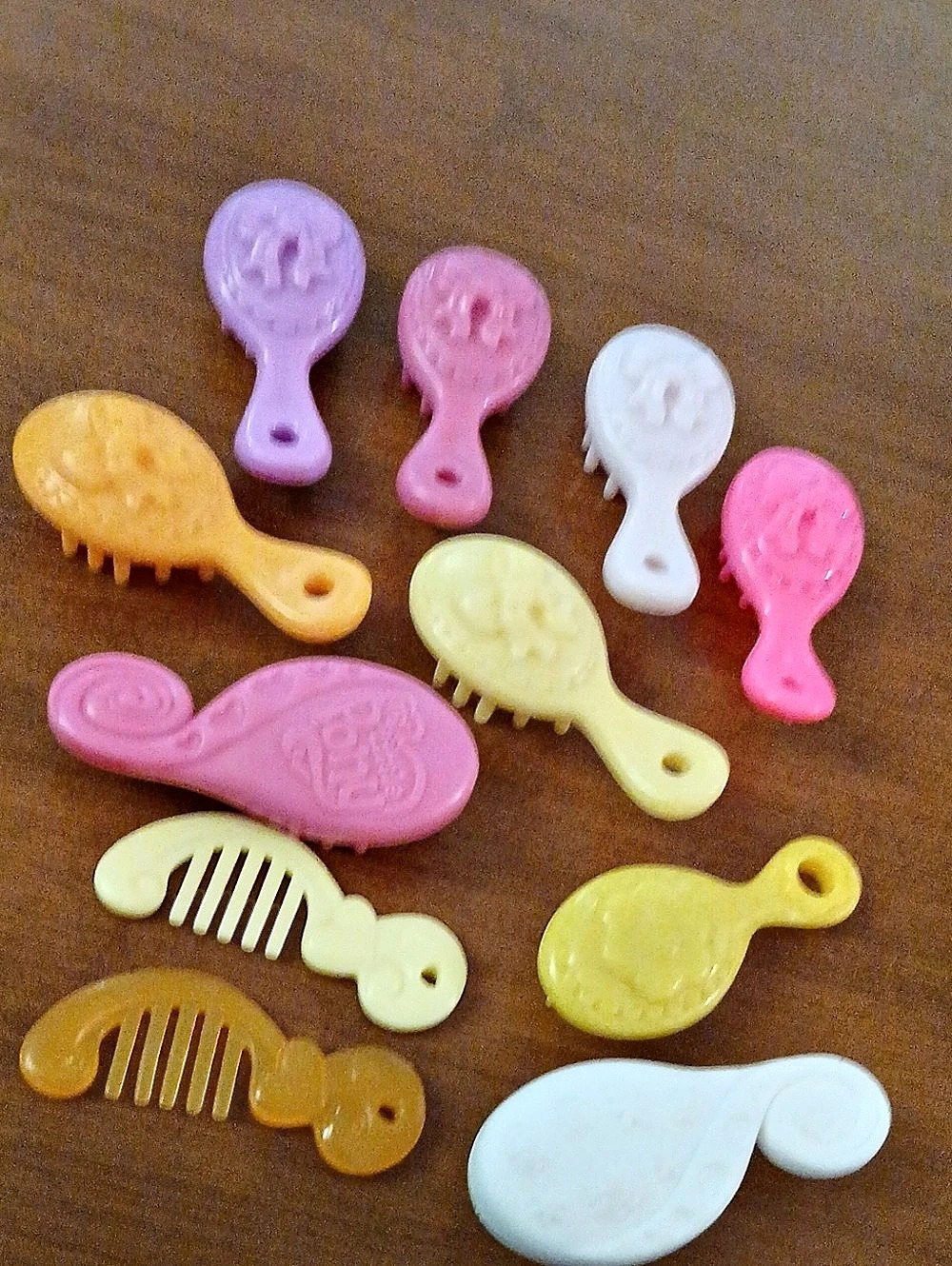 My Little Pony Assorted Colorful Hair Brushes & Combs 11 Piece Lot Mixed Colors